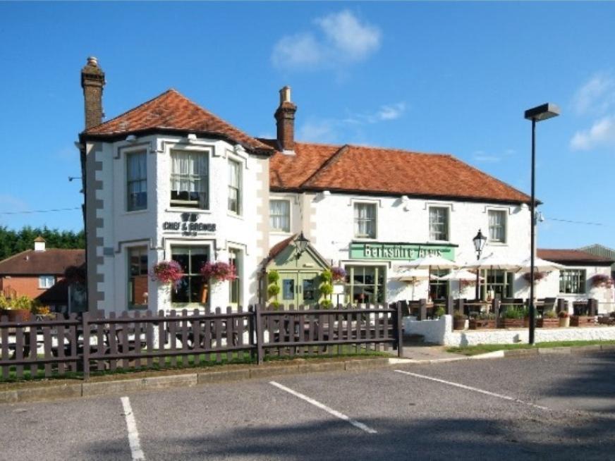 Berkshire Arms By Chef & Brewer Collection Hotel Midgham Esterno foto